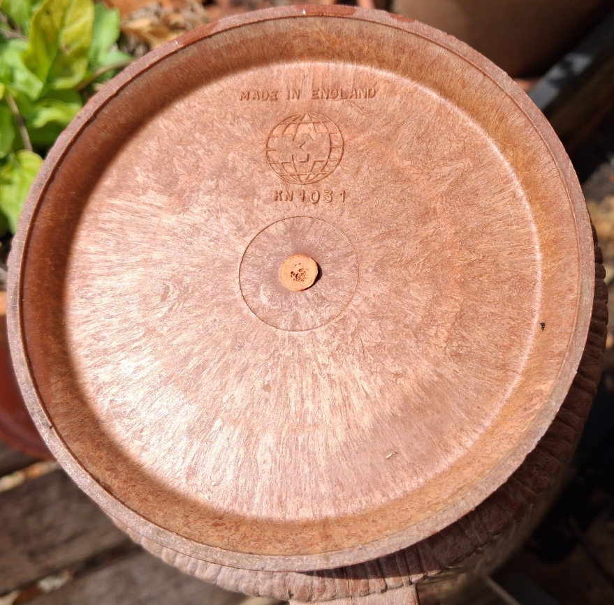 kn watering can